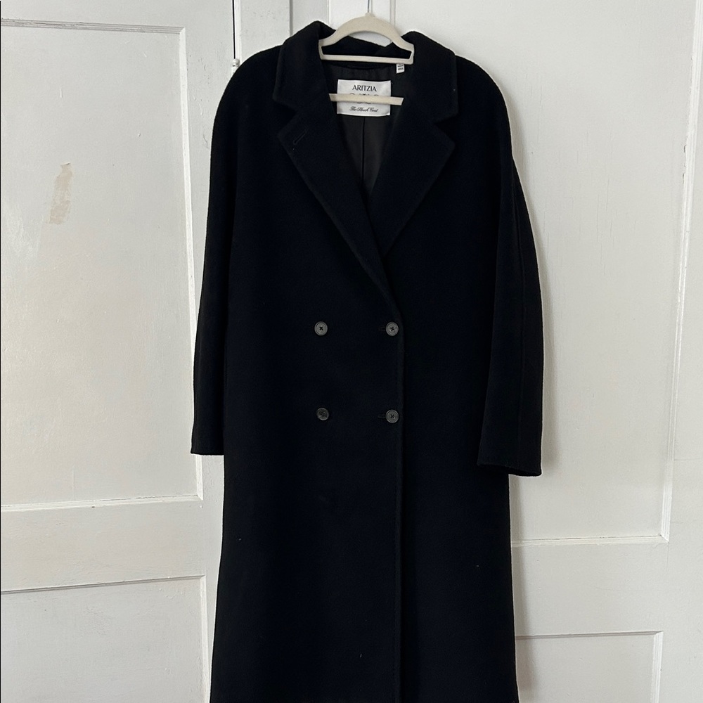 Aritzia Black Slouch Coat size L, current season, wore 1x